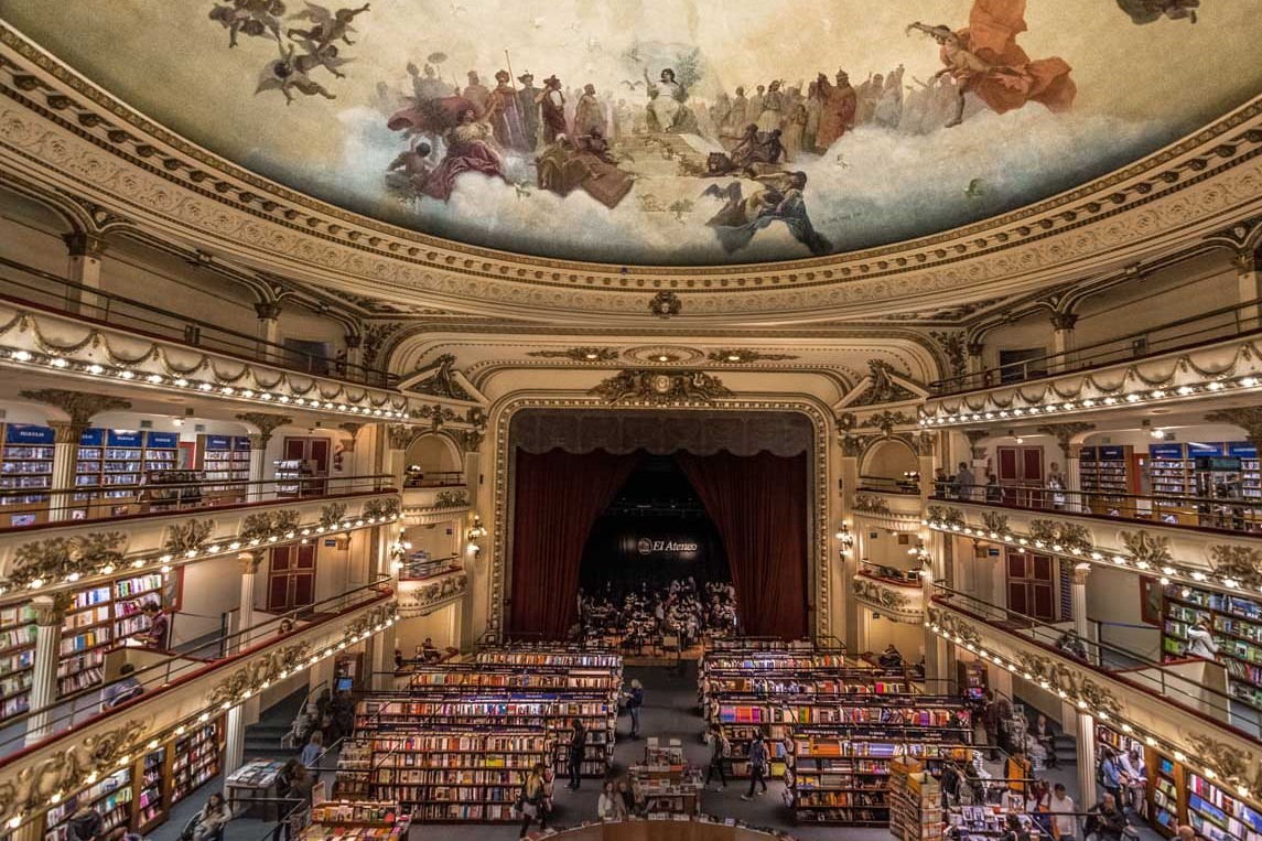 Reina Madre Barrio El Ateneo